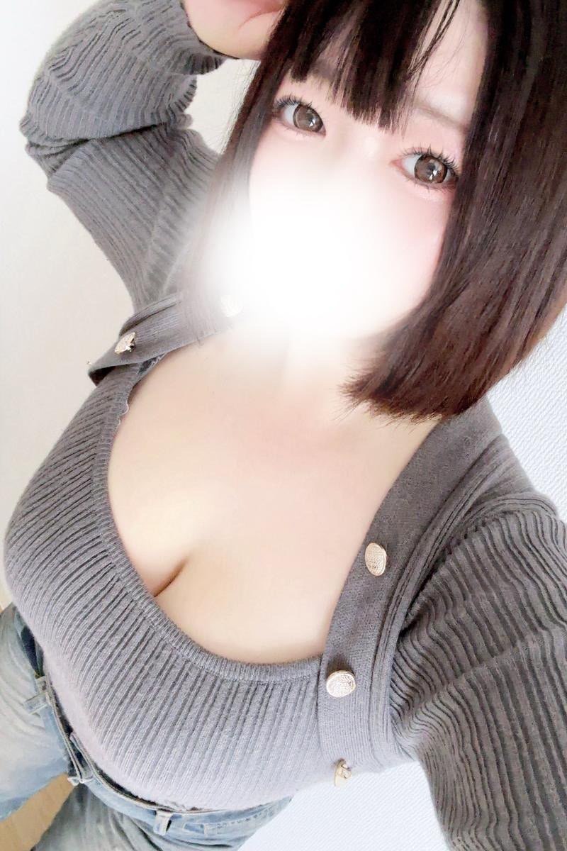 仲里まなみ