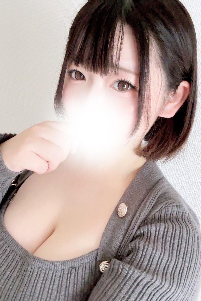 仲里まなみ