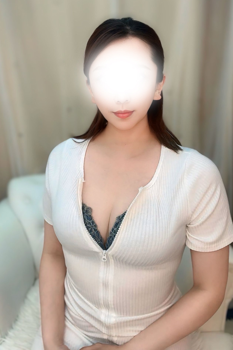 片桐まいこ